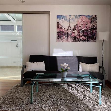 Fewo Luxus Wohnung Im Eigenen Ferienhaus, 120 Qm, Naehe Regensburg Mit Balkon, Terrasse & Garten, Gute Zuganbindung Laaber Luaran gambar